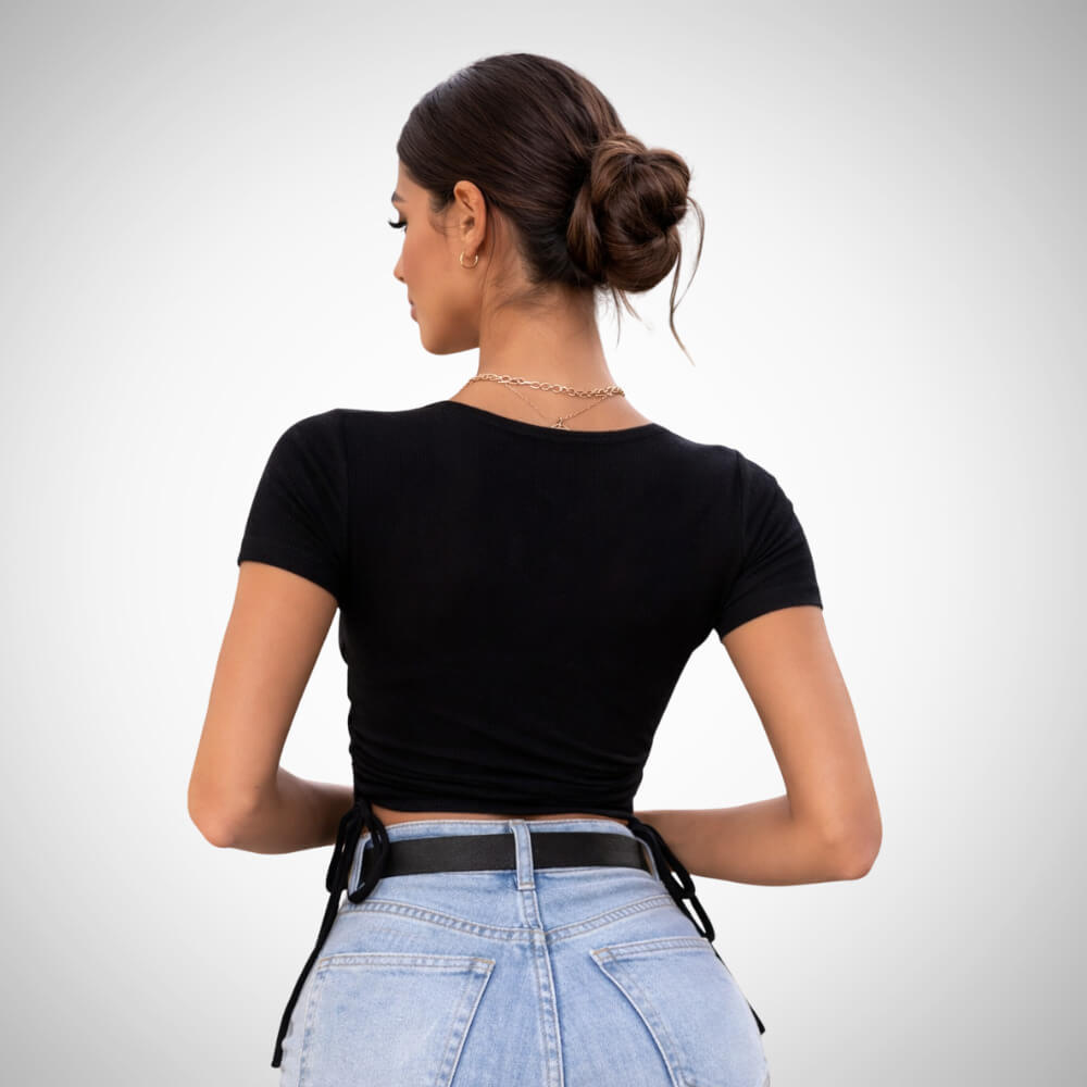 Suga Style μαύρη μπλούζα κρουαζέ one size με εφαρμοστή γραμμή και ρυθμιζόμενα κορδόνια στο πλάι (έως Large)