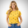 Κίτρινη μπλούζα Suga Style με μοτίβο πεταλούδες, κοντό μανίκι και στρογγυλή λαιμόκοψη.