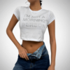 mplouza crop t shirt me asimi grammata suga style