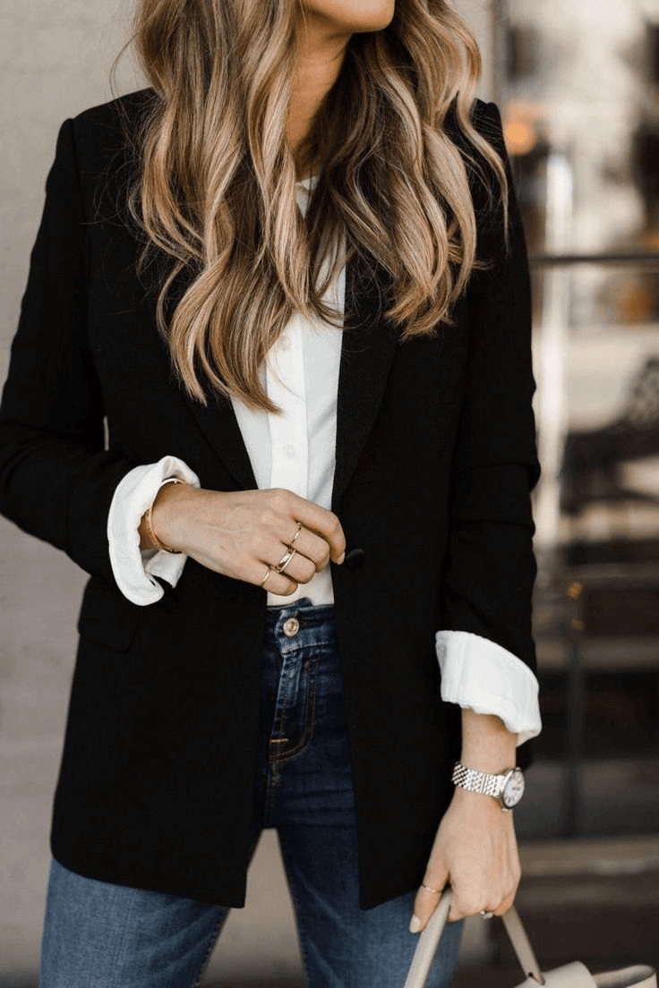 3looks gia to grafeio me ena blazer