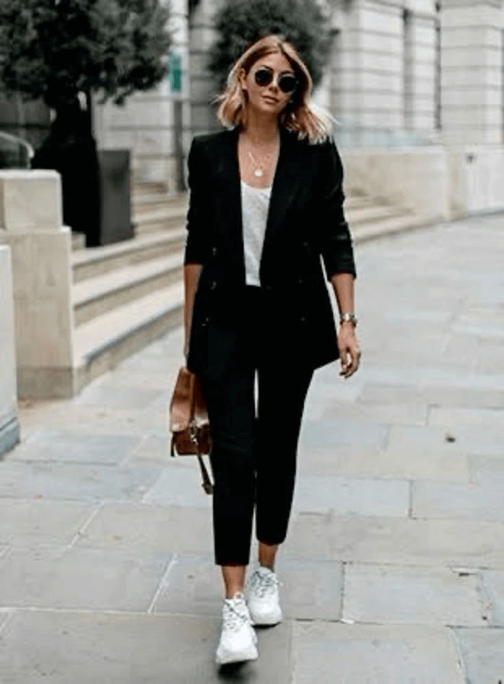 3looks gia to grafeio me ena blazer