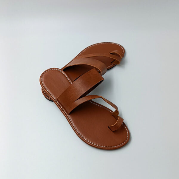 gynaikia sandalia klasika taba suga style