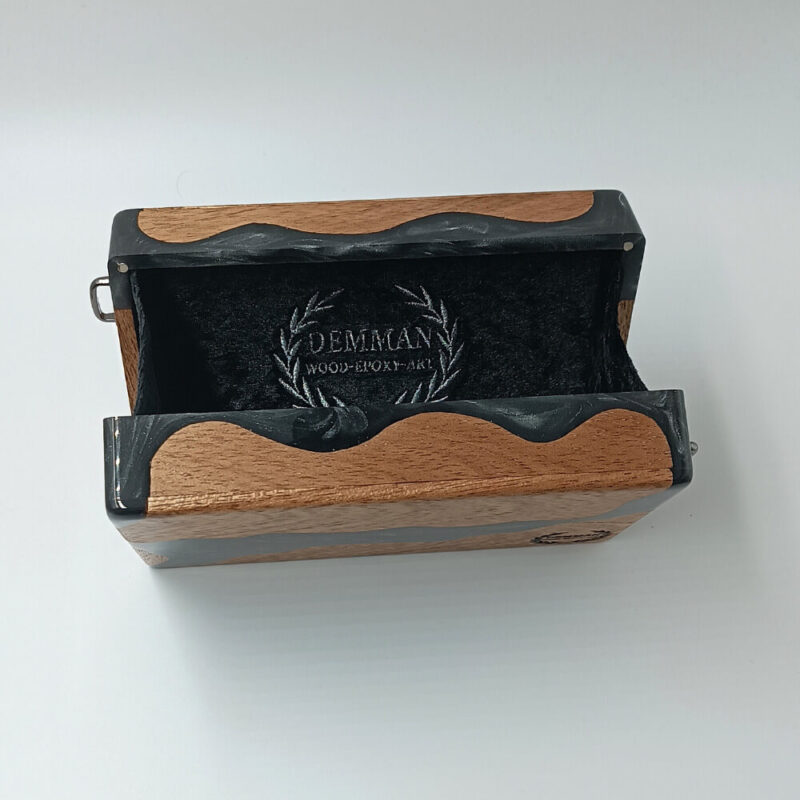 demman-artbag-black-xeiropoiiti-xylini-tsanta-limited-edition