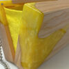 Demman Artbag Yellow – τσάντα από φυσικό ξύλο με μεταλλική αλυσίδα