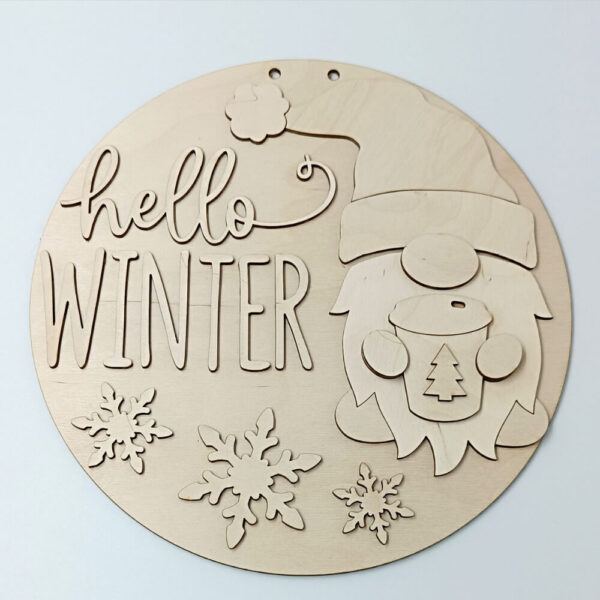 Ξύλινο decor Hello Winter με κοπές laser και χιονονιφάδες