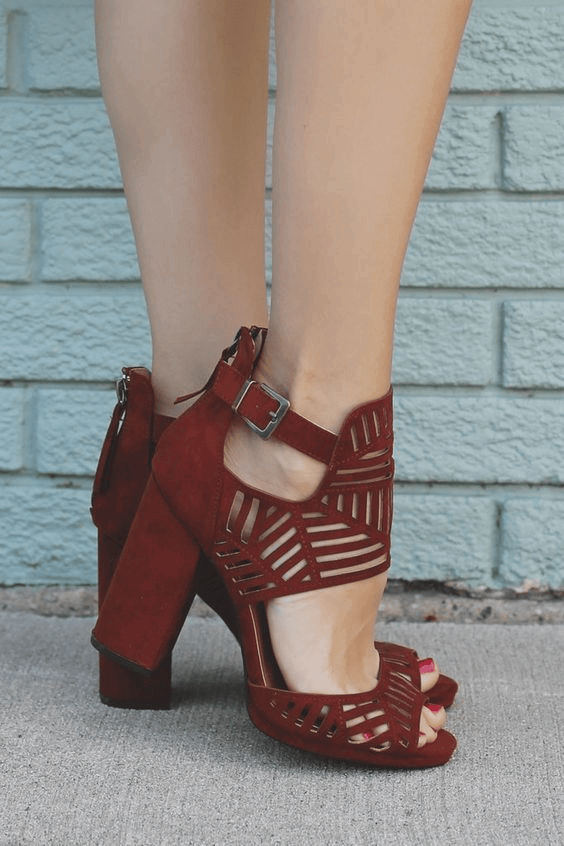peep toe τακούνια με μεταλλική λεπτομέρεια για βραδινές εμφανίσεις Φθινόπωρο-Χειμώνας