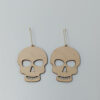 Ξύλινα σκουλαρίκια νεκροκεφαλή με χάραξη από ToXylo