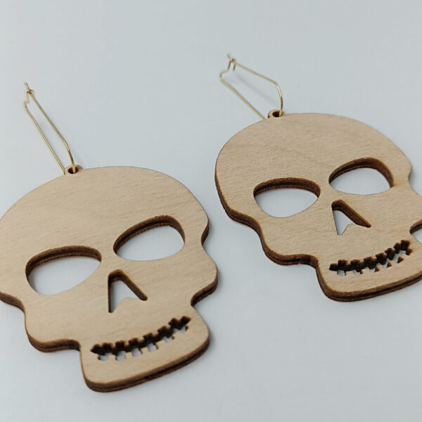 ToXylo σκουλαρίκια νεκροκεφαλή από φυσικό ξύλο