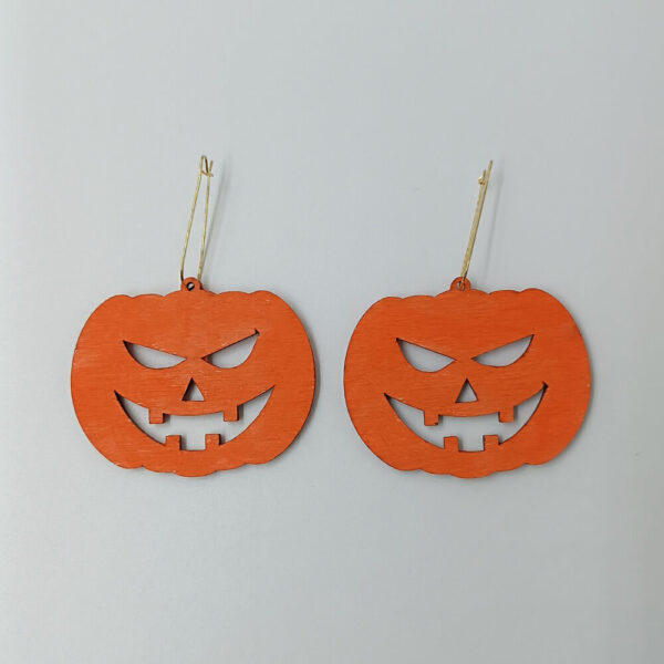 Ζευγάρι χειροποίητων ξύλινων σκουλαρικιών κολοκύθας για Halloween