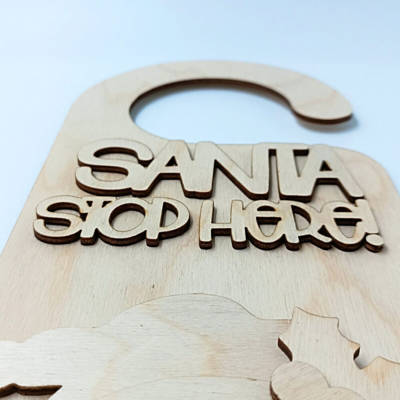 Χειροποίητη ξύλινη ταμπέλα Santa Stop Here για γιορτινή διακόσμηση