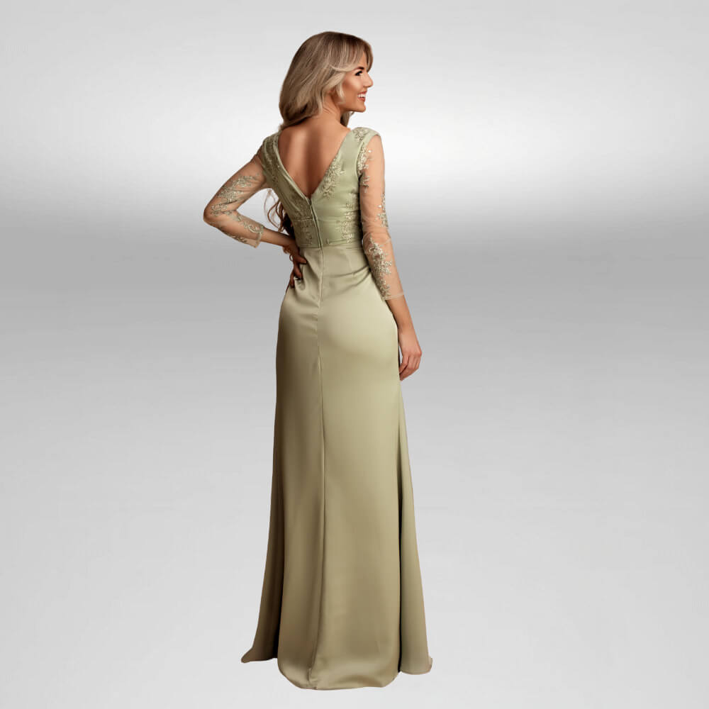 Maxi βεραμάν φόρεμα με δαντέλα, διάφανα μανίκια και ανοιχτή V πλάτη – Suga Collection