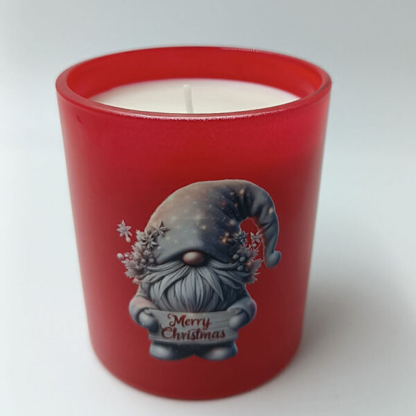 Winter candle με άρωμα ζεστό γλυκό κρασί και γιορτινό gnome