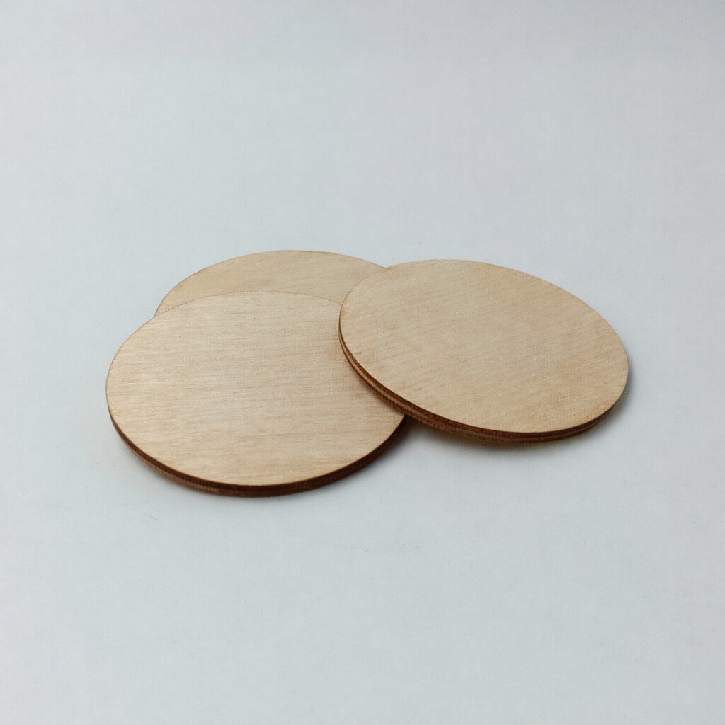 Ξύλινα στοιχεία για παιδικά πάρτι και βάπτιση