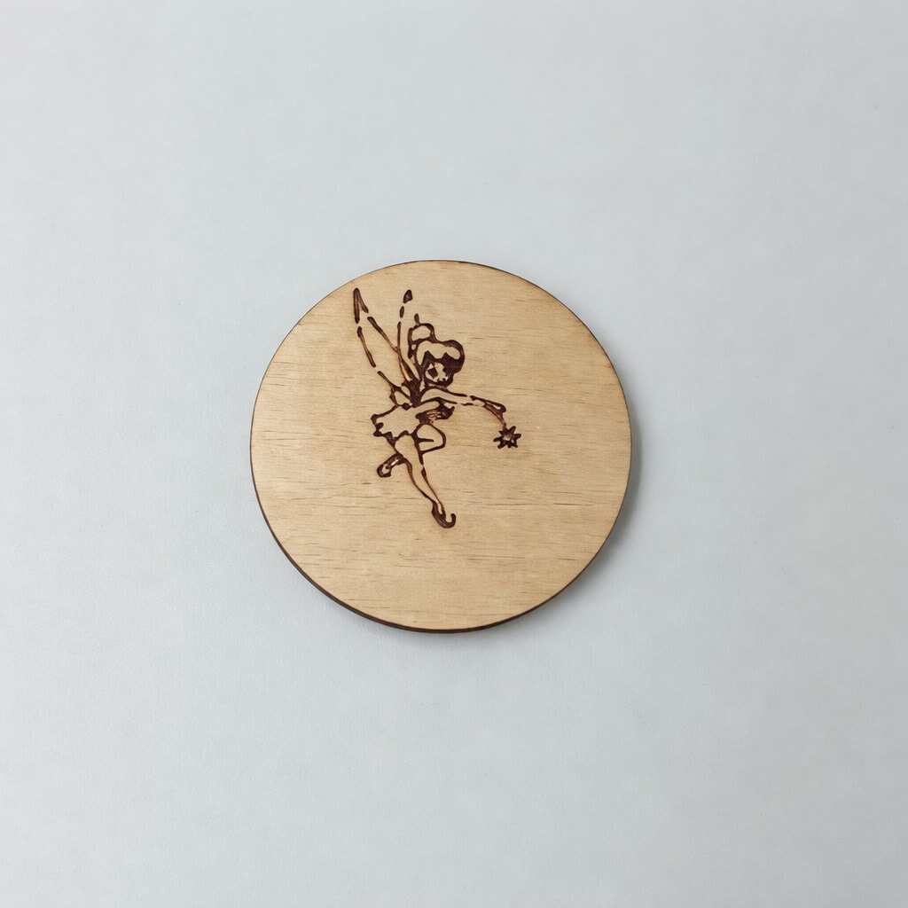 Ξύλινο μαγνητάκι με νεράιδα Tinker Bell