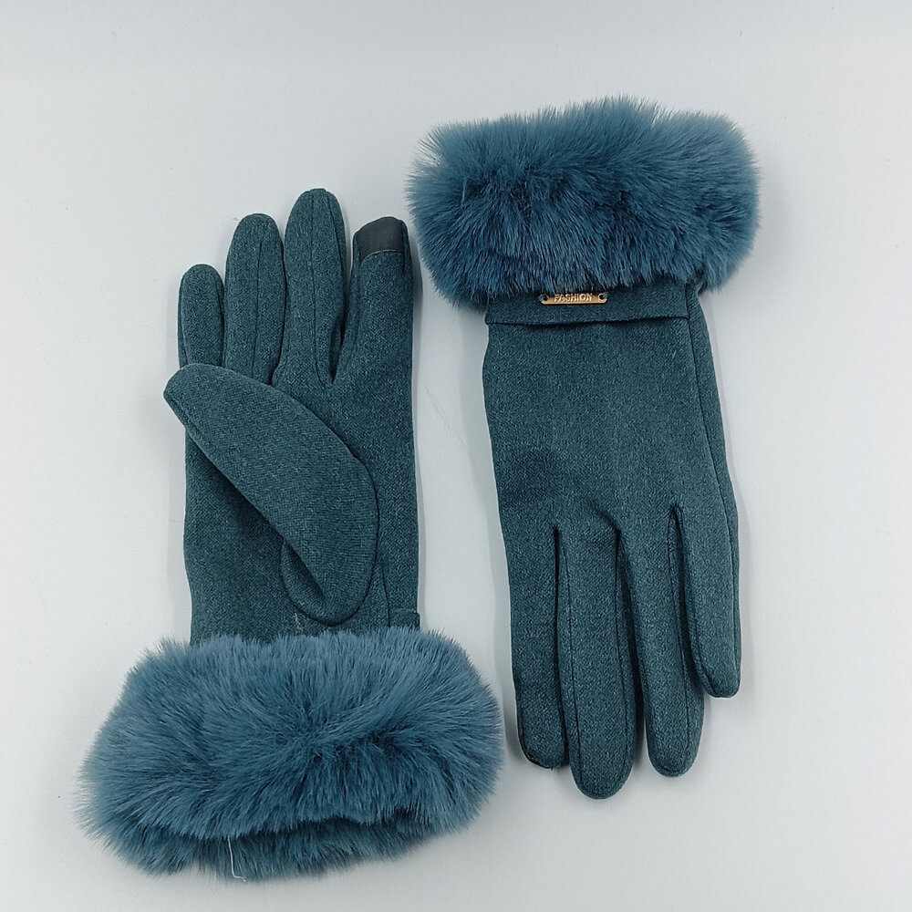 Γυναικεία γάντια suede με γούνινη μανσέτα σε κομψό χειμερινό στυλ