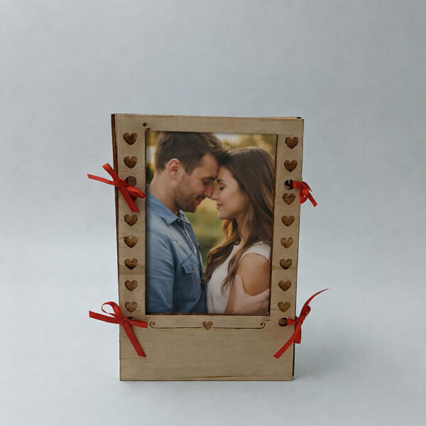 ξύλινο δώρο κορνίζα για τη μέρα των ερωτευμένων ή για επέτειο
