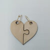 Σκουλαρίκια από ξύλο σε σχήμα καρδιάς με σχέδιο παζλ