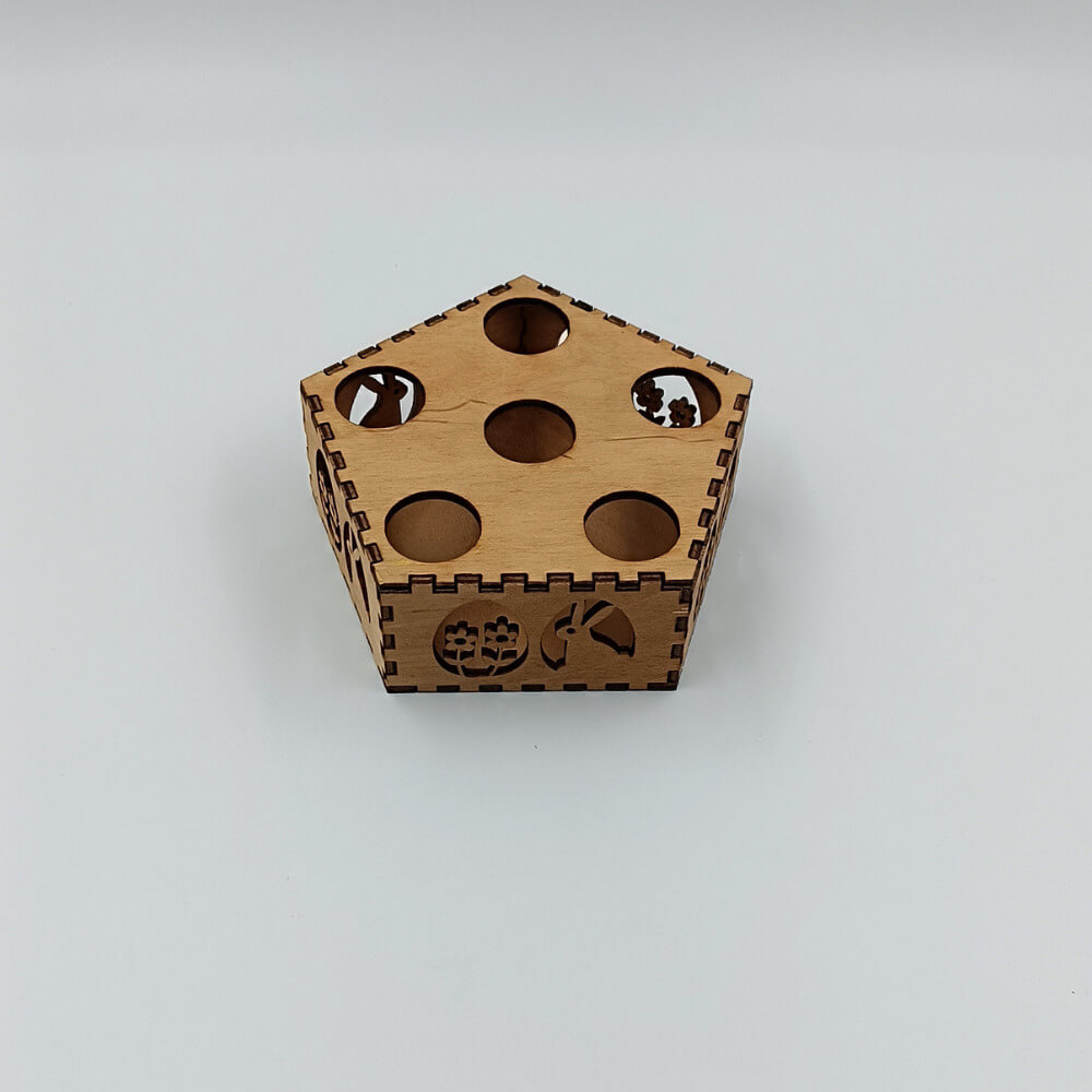 ξύλινη αυγοθήκη για πασχαλινό δώρο