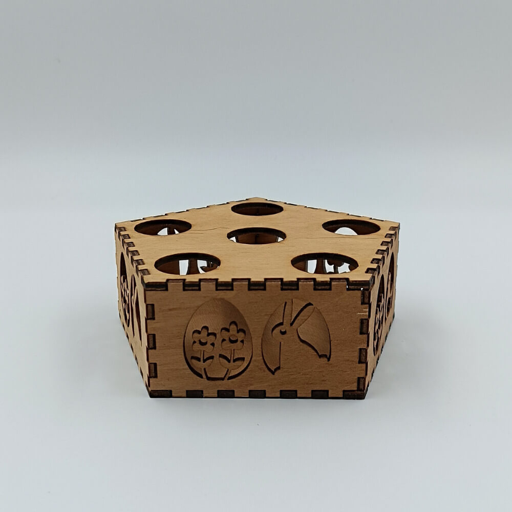 ξύλινη αυγοθήκη για πασχαλινό δώρο