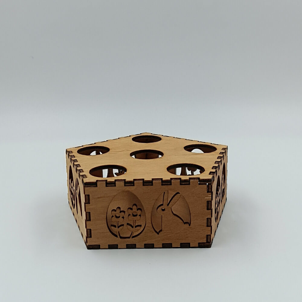 ξύλινη αυγοθήκη για πασχαλινό δώρο