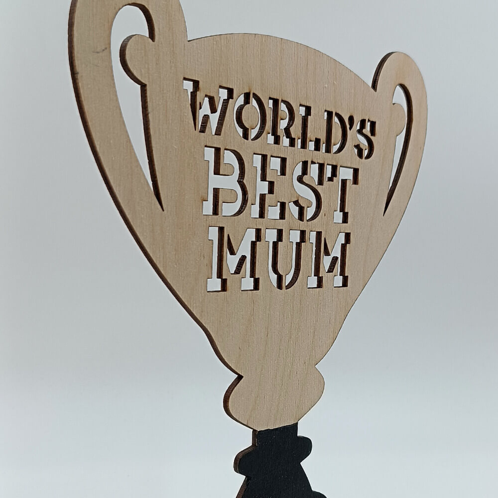 Ξύλινο διακοσμητικό τρόπαιο World’s Best Mum για δώρο στη μαμά