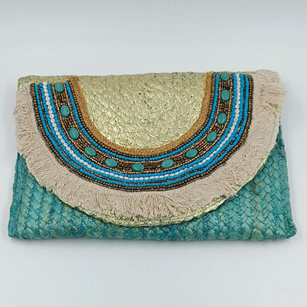 Χειροποίητη καλοκαιρινή τσάντα σε τιρκουάζ χρώμα με ethnic σχέδιο