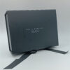 Πολυτελές ανδρικό gift box με πορτοφόλι, κερί Sandalwood και mini ουίσκι