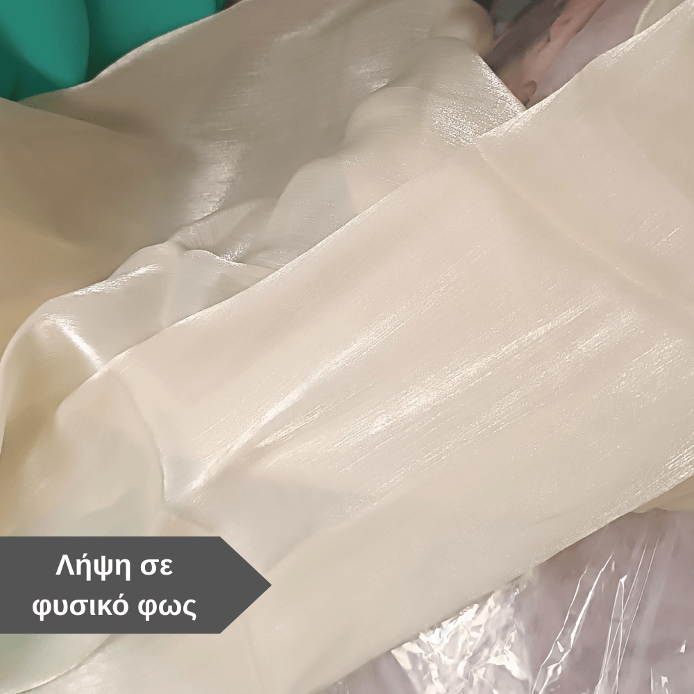 Αέρινη βραδινή εσάρπα σε ivory περλέ απόχρωση