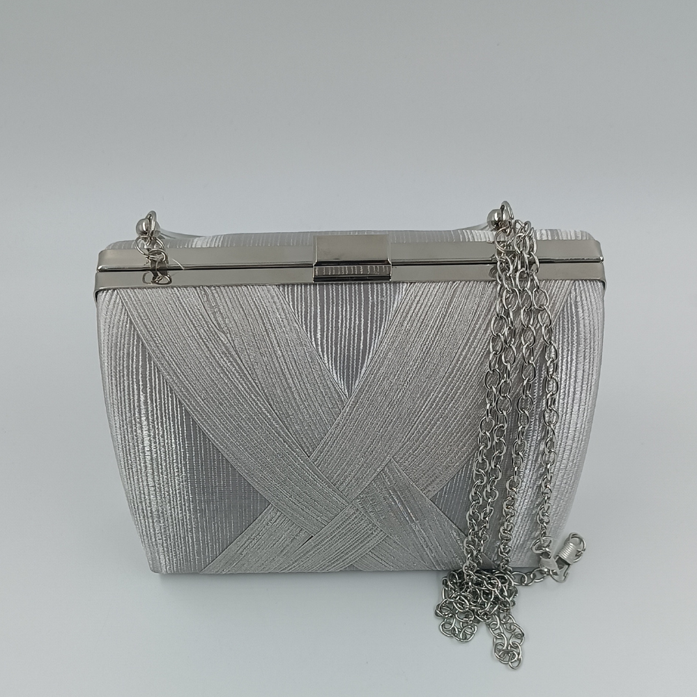 Γυναικείο βραδινό clutch τσαντάκι ασημί με αλυσίδα – Suga Style
