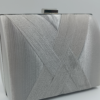 Γυναικείο βραδινό clutch τσαντάκι ασημί με αλυσίδα – Suga Style