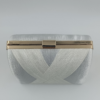 Γυναικείο βραδινό clutch με σατινέ υφή και χρυσό κούμπωμα