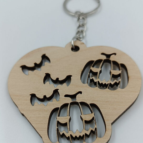 Halloween ξύλινο μπρελόκ σε σχήμα καρδιάς