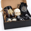 Halloween Gift Box Spooky Vibes με κεριά νεκροκεφαλή, μαύρες κάλτσες και πουγκί Suga Style