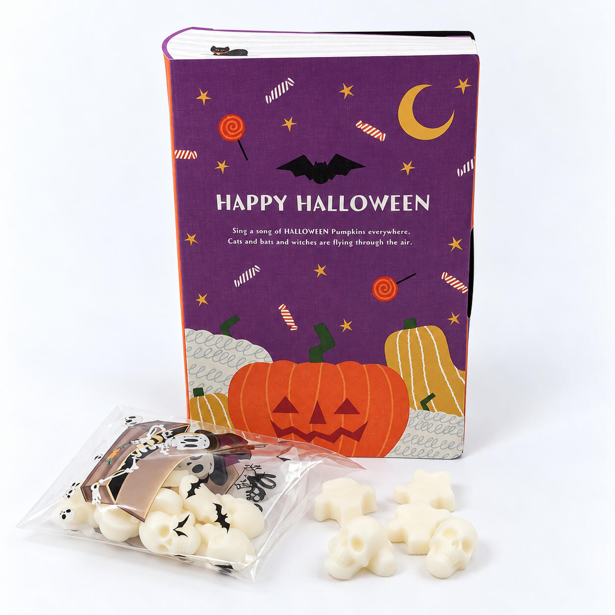 Halloween Gift Box Suga Style με κάλτσες, wax melts κρανία και μολύβι κολοκύθα