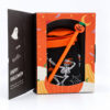 Αρωματικά Halloween wax melts σε σχήμα κρανίου με θεματικές κάλτσες και μολύβι